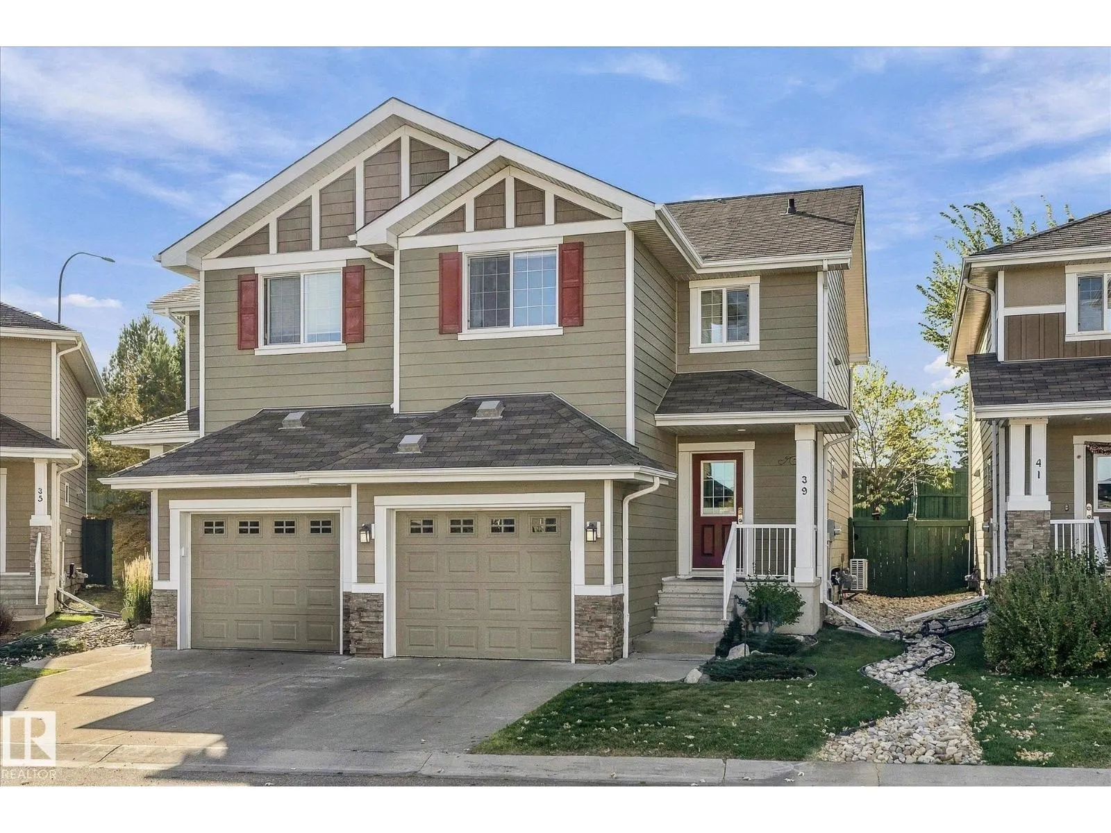 #39 219 CHARLOTTE WY