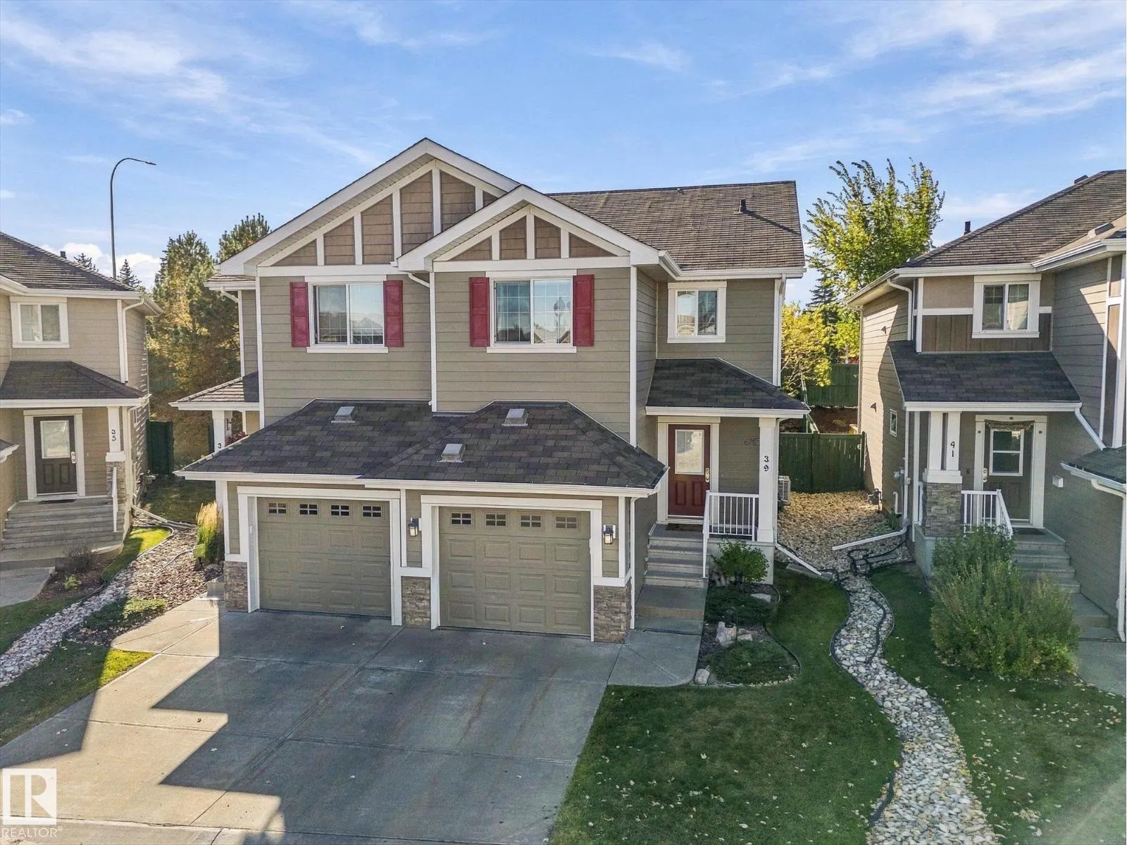 #39 219 CHARLOTTE WY