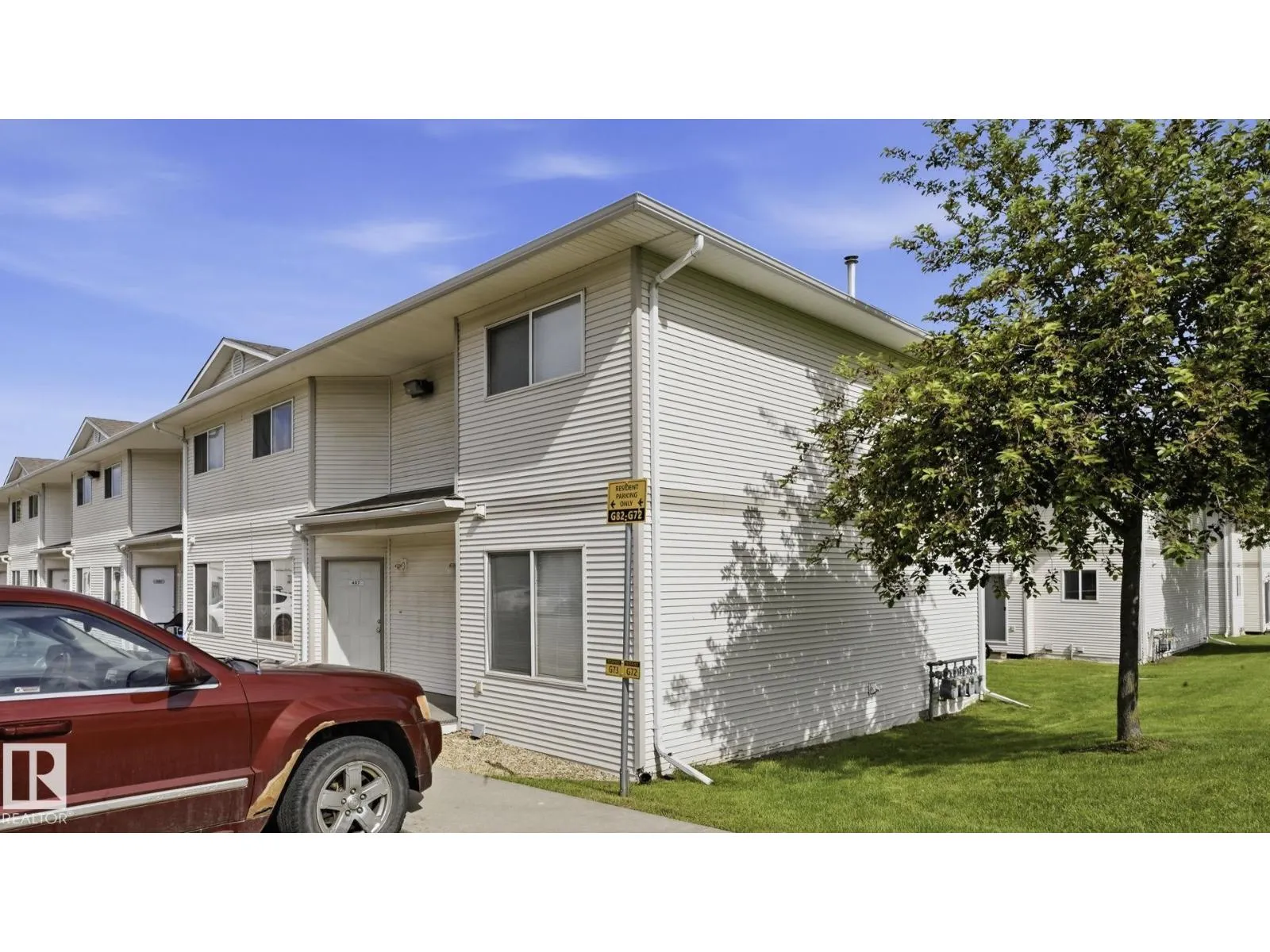 #408 610 KING ST