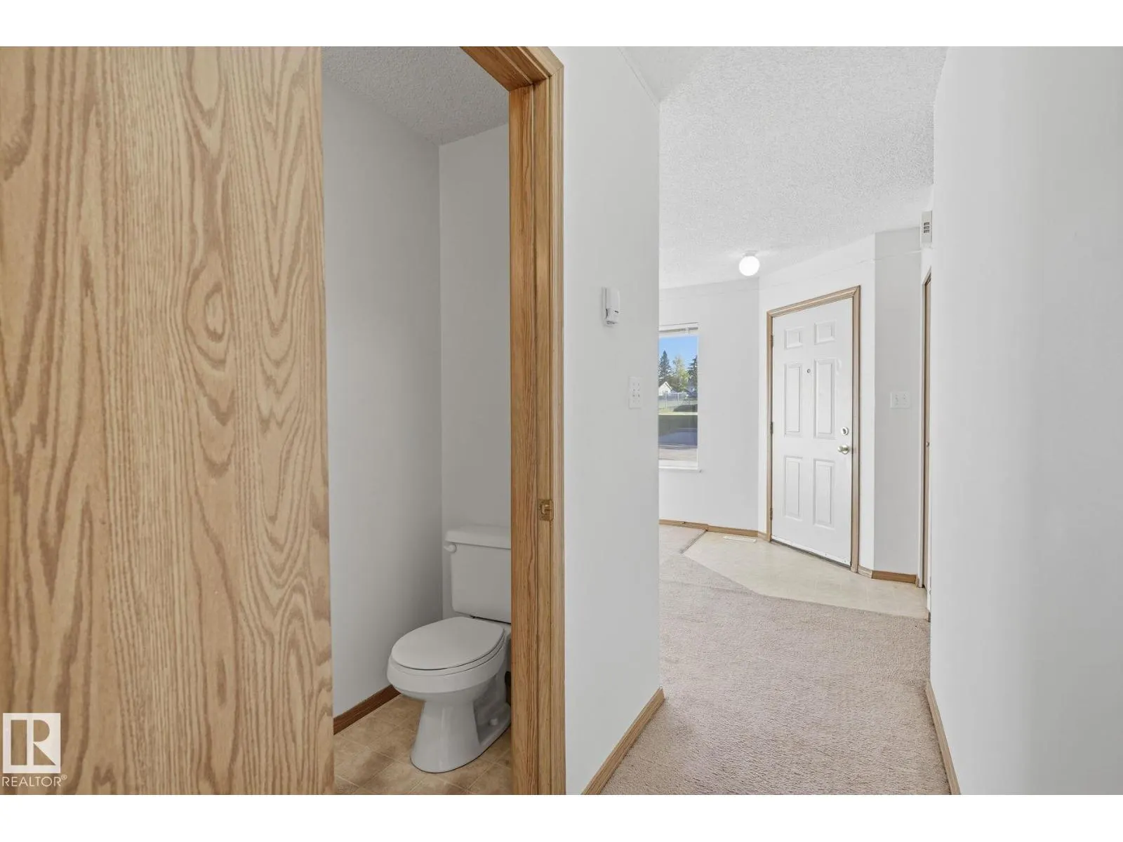 #408 610 KING ST