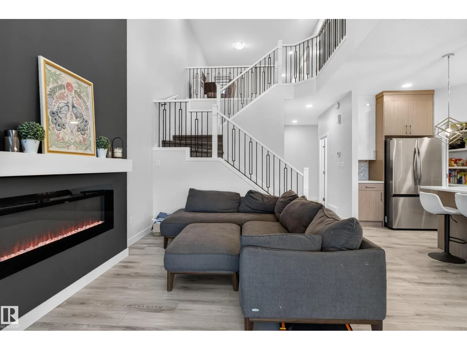 103 EDGEFIELD WY