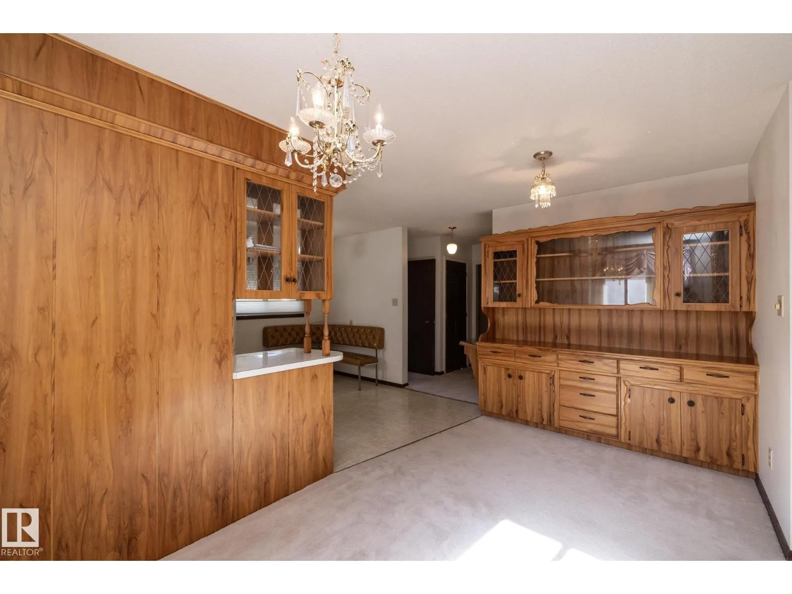 11322 52 ST NW