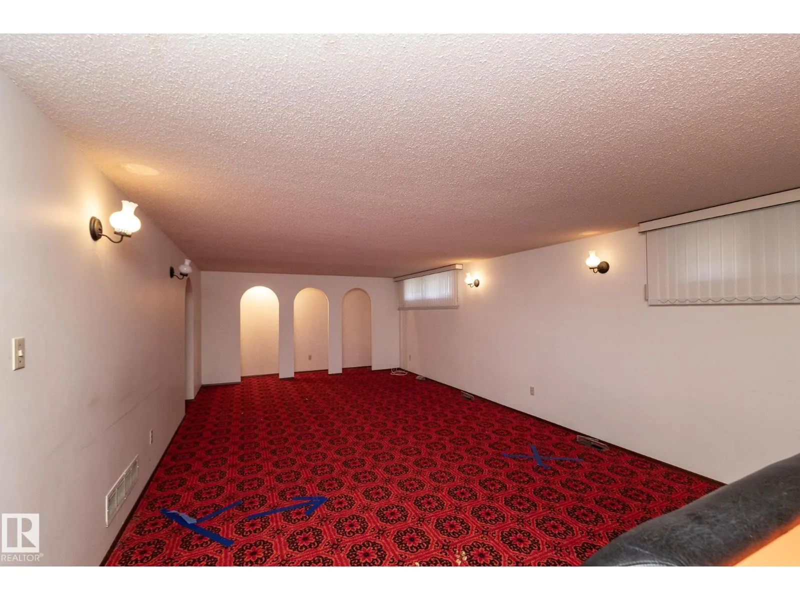 11322 52 ST NW