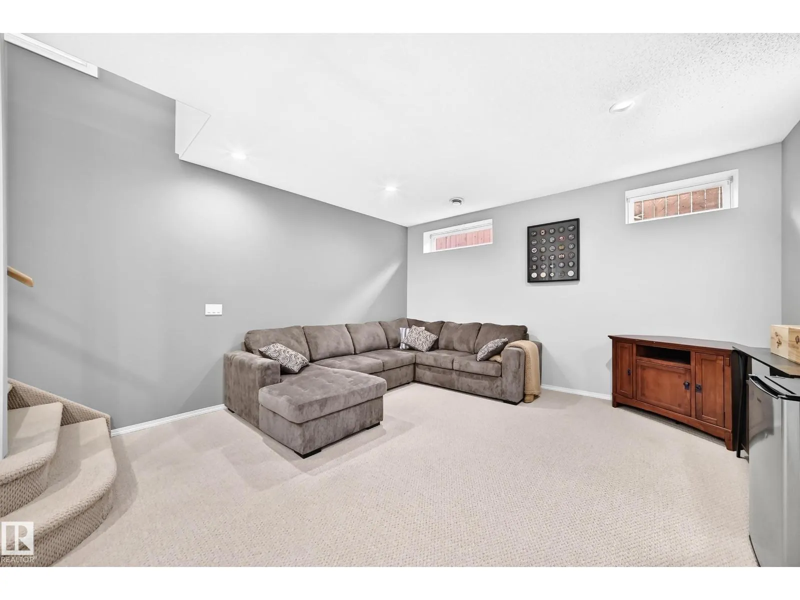 81 DUNFIELD CR