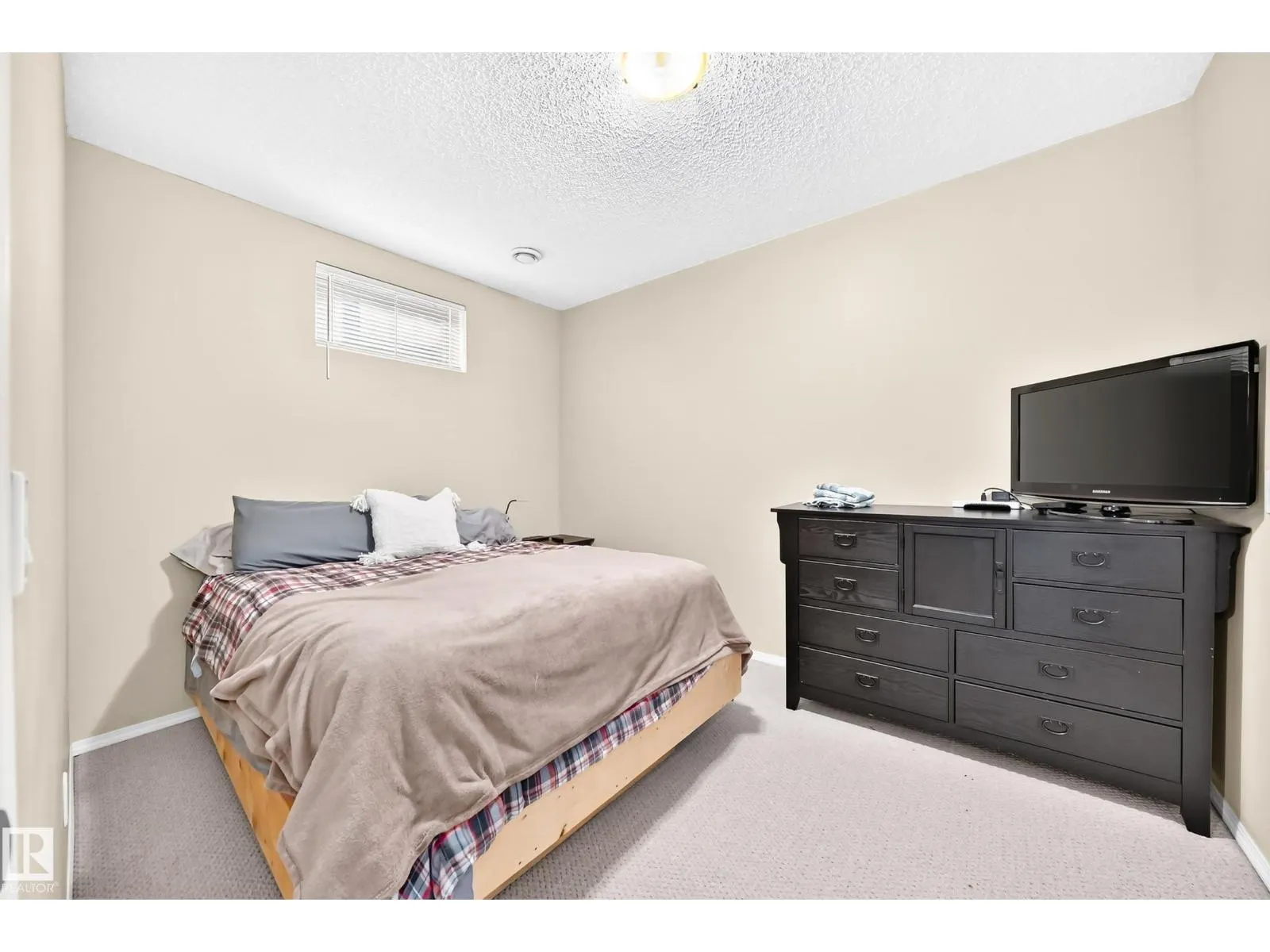81 DUNFIELD CR