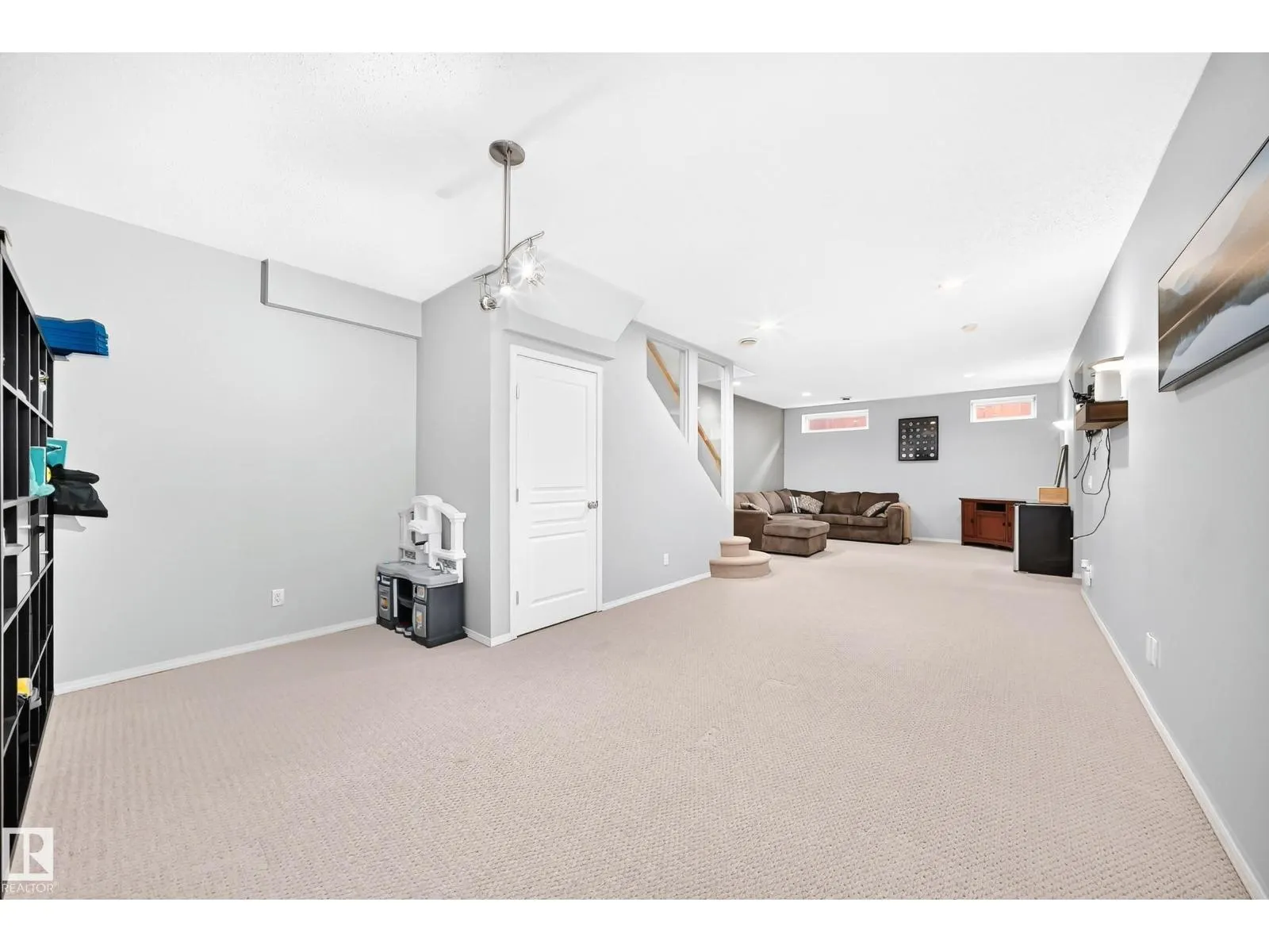 81 DUNFIELD CR