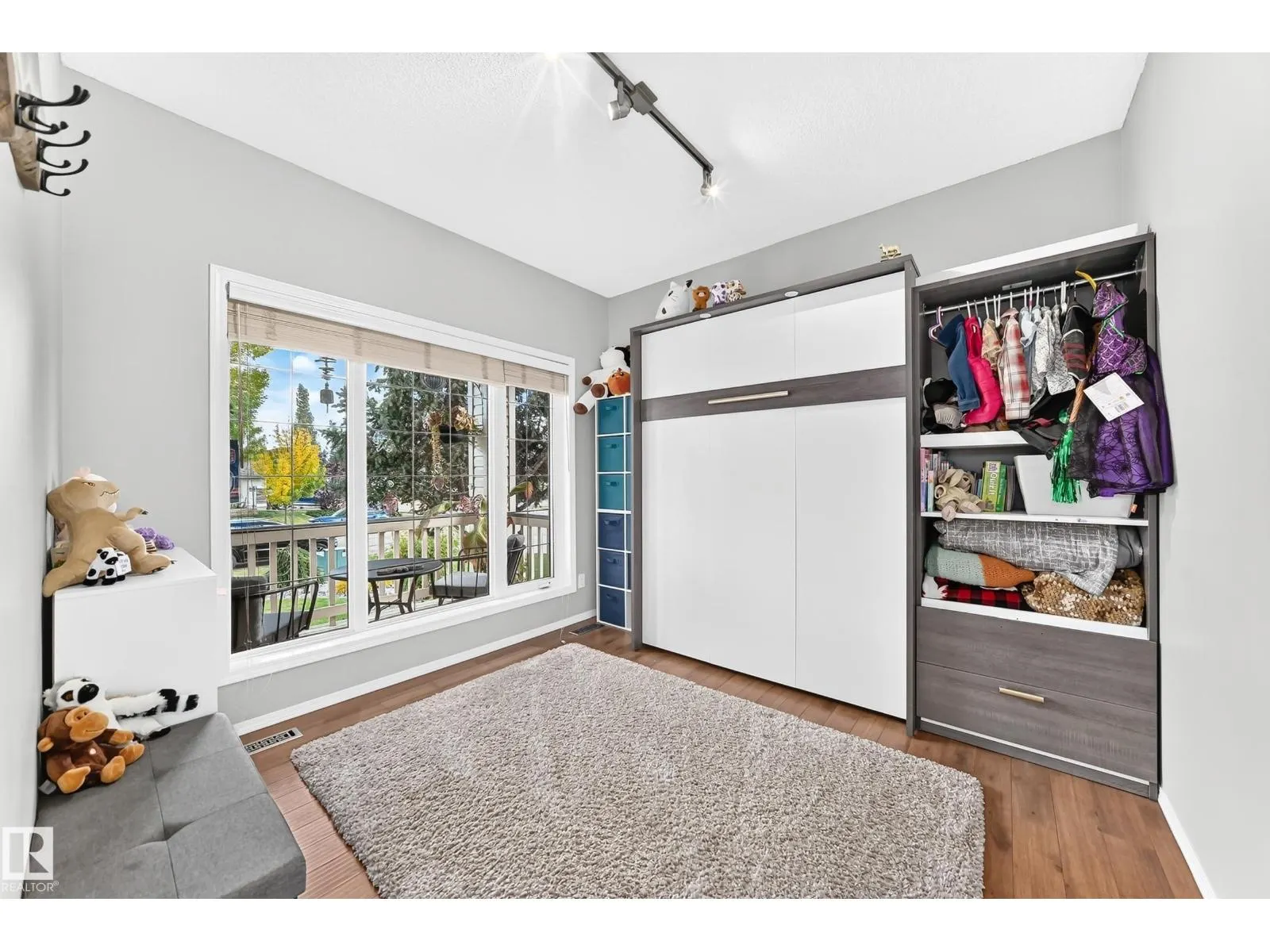 81 DUNFIELD CR