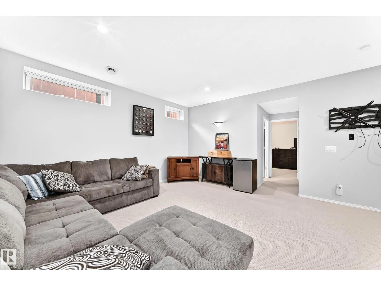 81 DUNFIELD CR