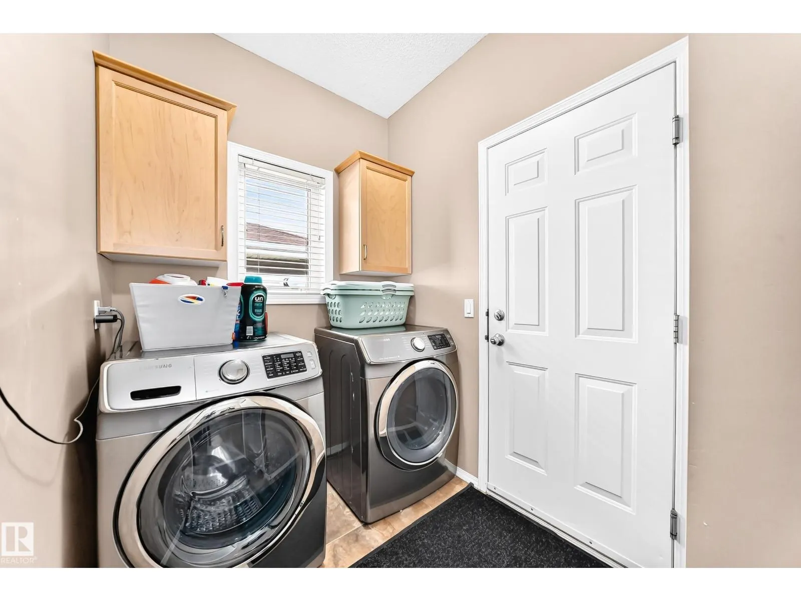 81 DUNFIELD CR