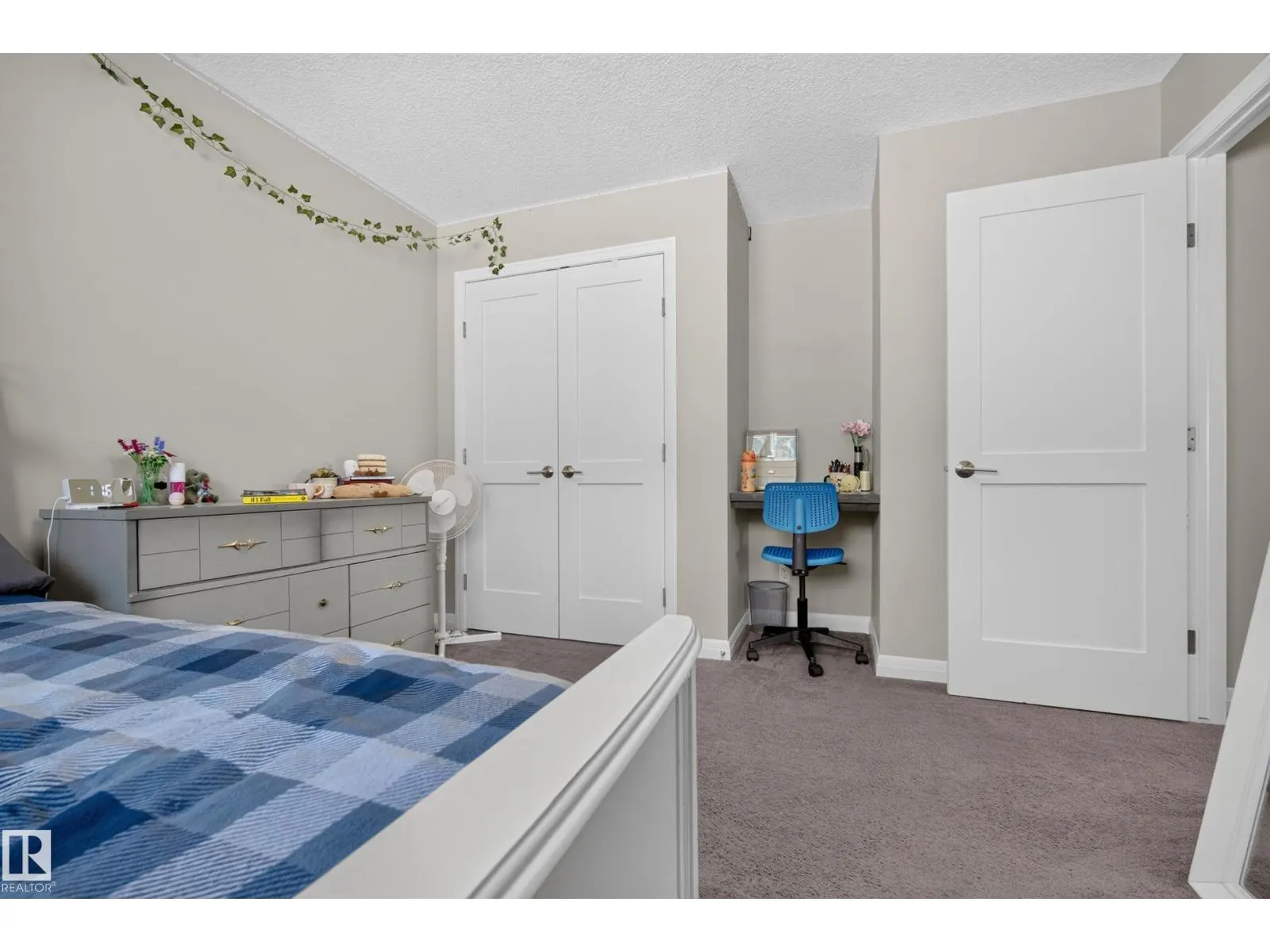 89 SUMMERSTONE LN
