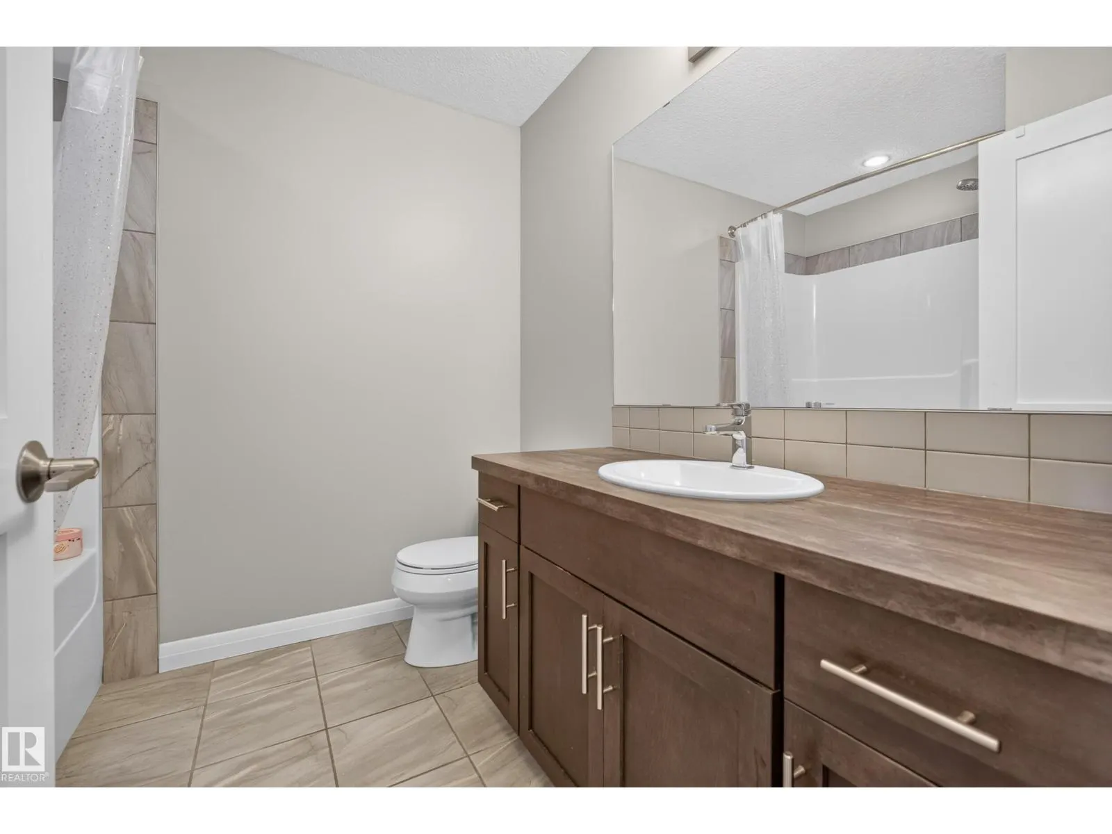 89 SUMMERSTONE LN