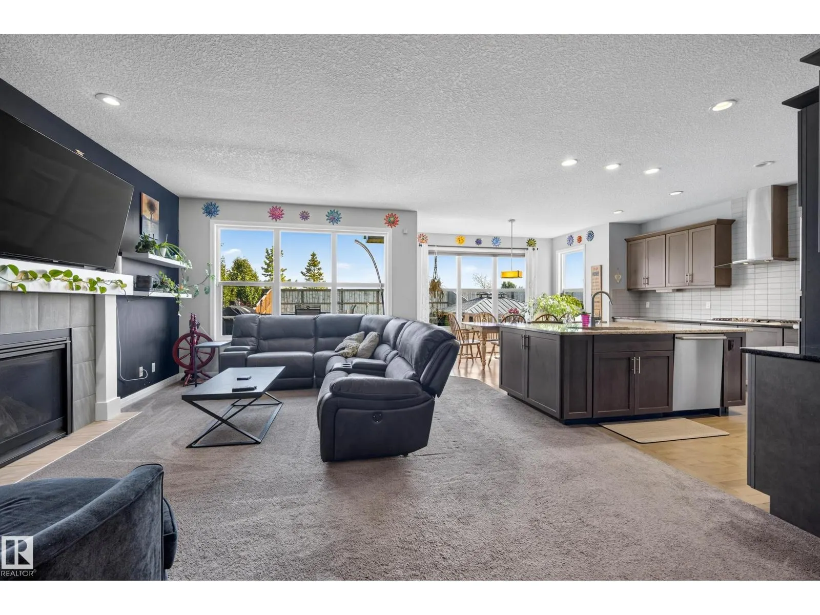 89 SUMMERSTONE LN
