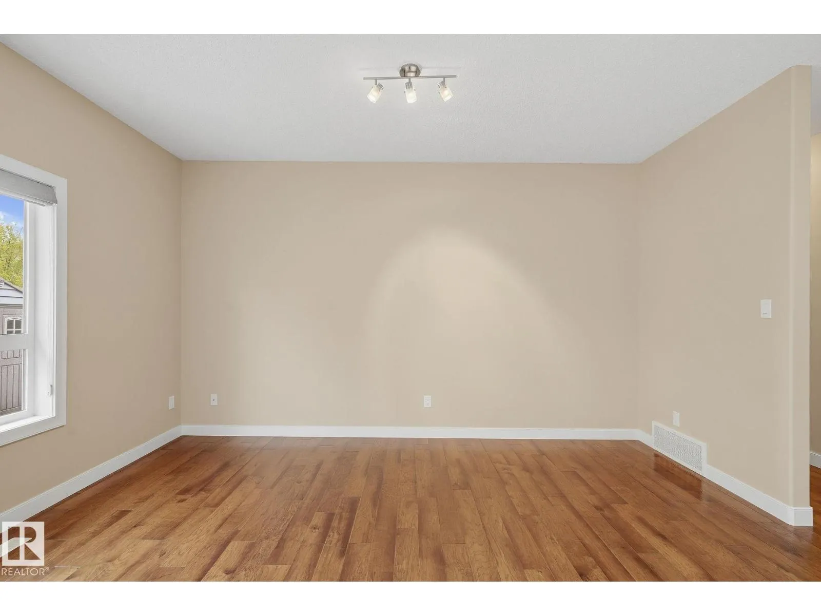 #19 340 SPRUCE RIDGE RD