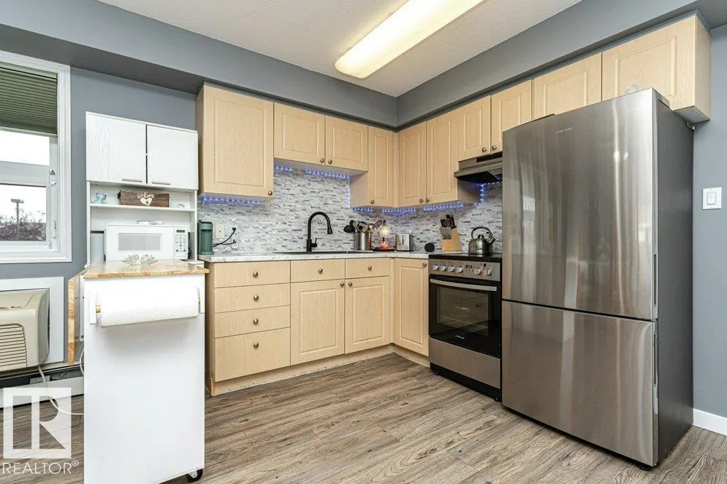 #233 8802 SOUTHFORT DR