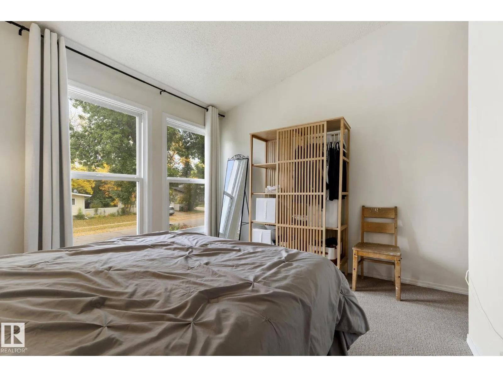 10 GRANDVIEW RG