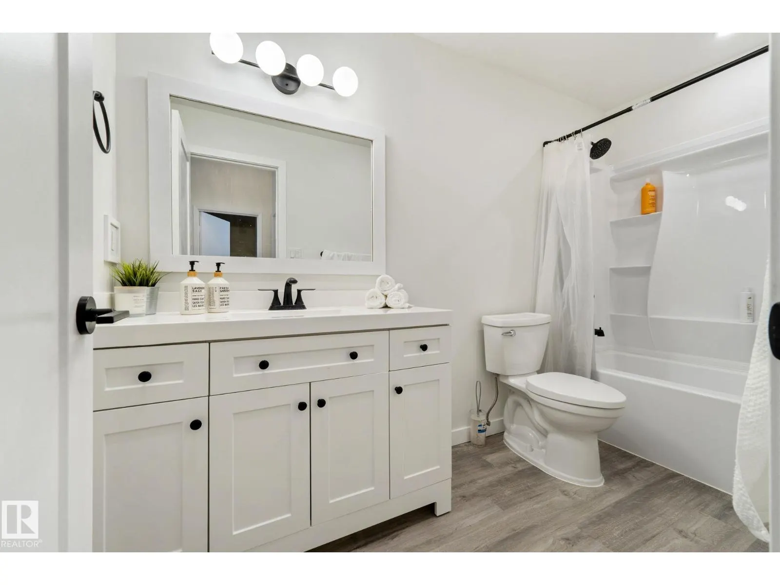 10 GRANDVIEW RG