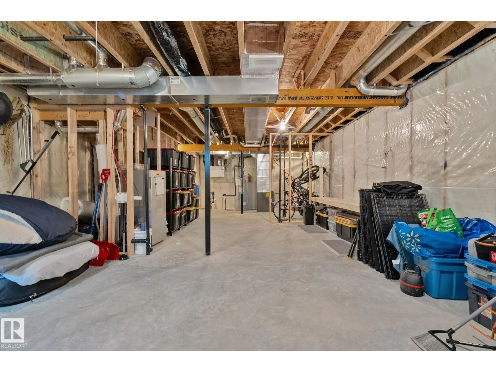 19 MEADOWBROOK WY