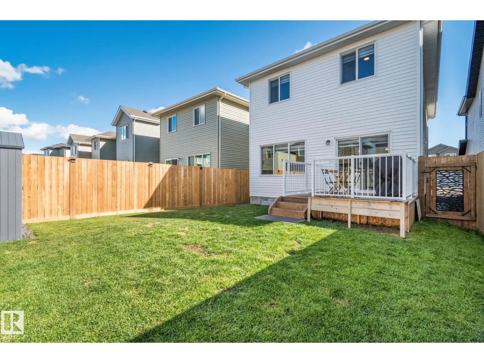 19 MEADOWBROOK WY