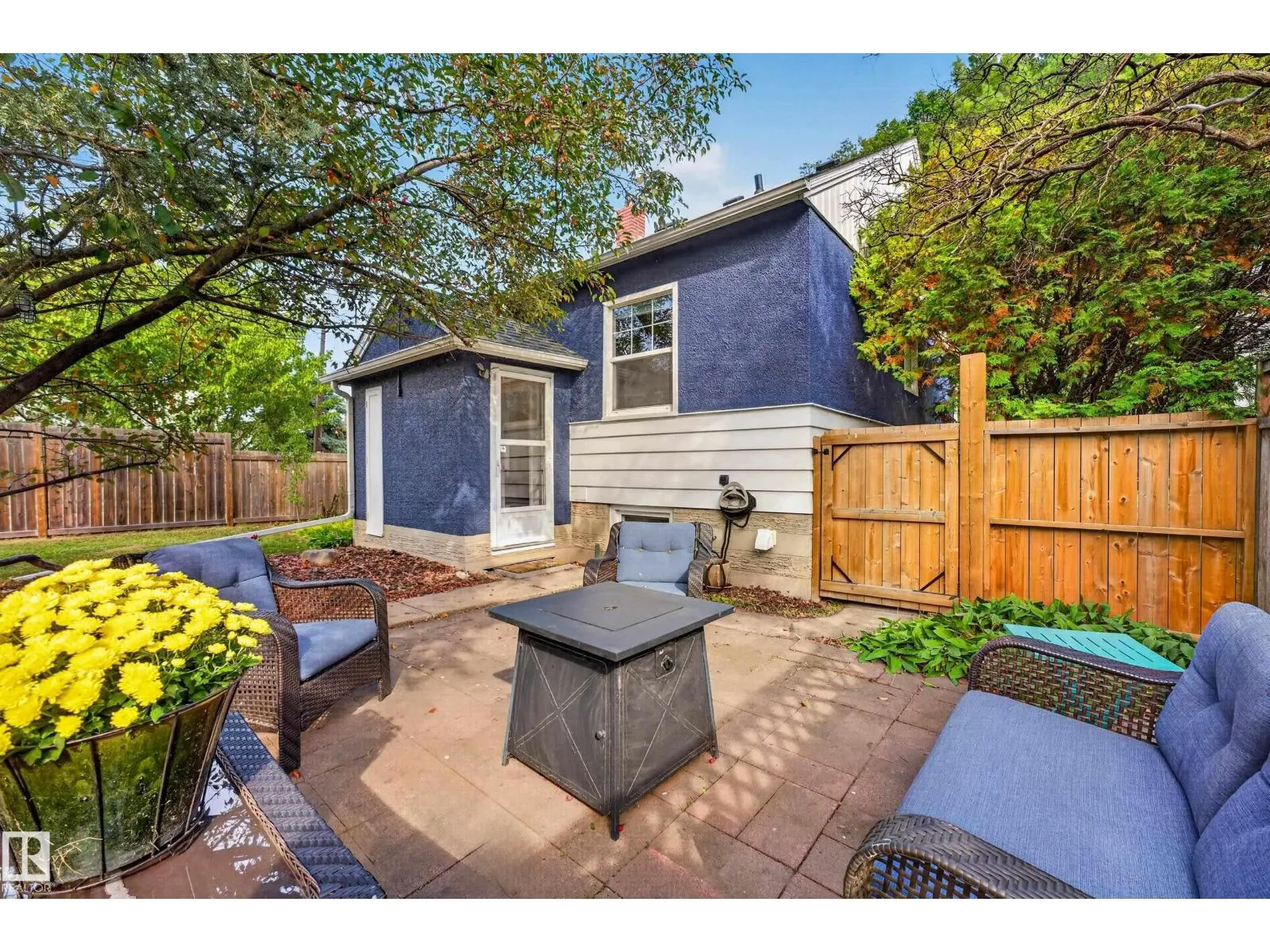 11346 69 ST NW