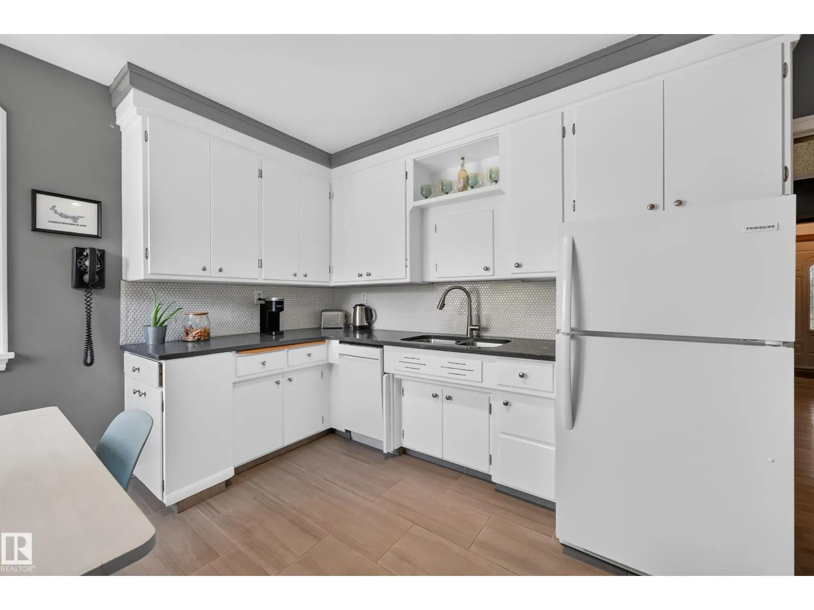 11346 69 ST NW