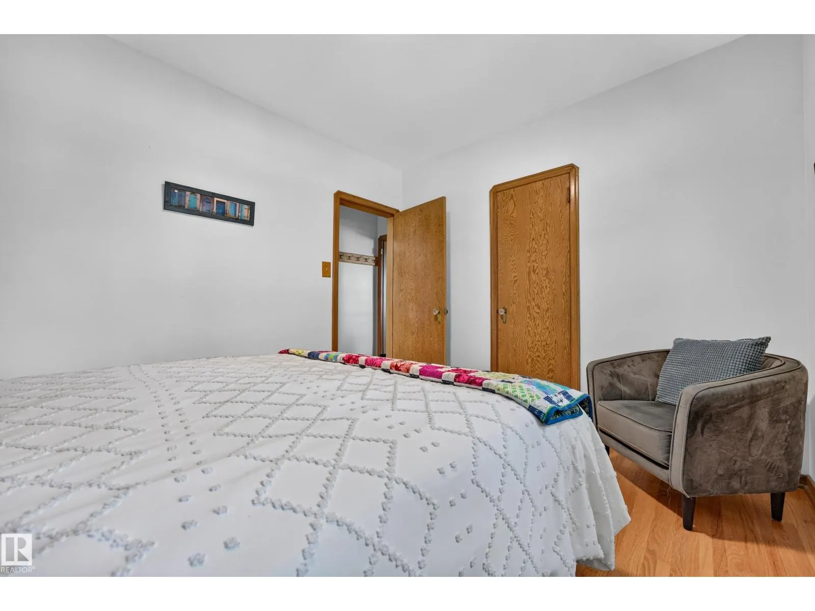 11346 69 ST NW