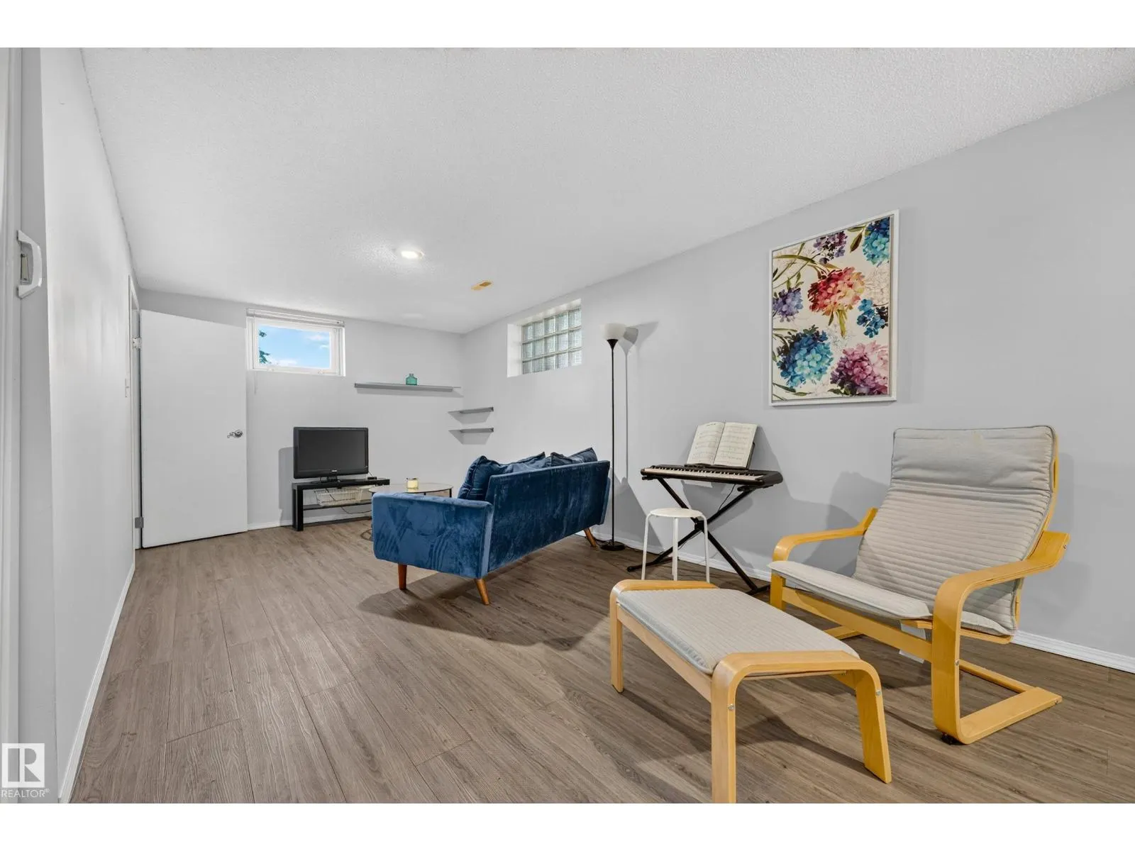 11346 69 ST NW