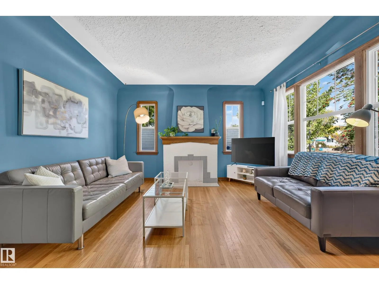 11346 69 ST NW