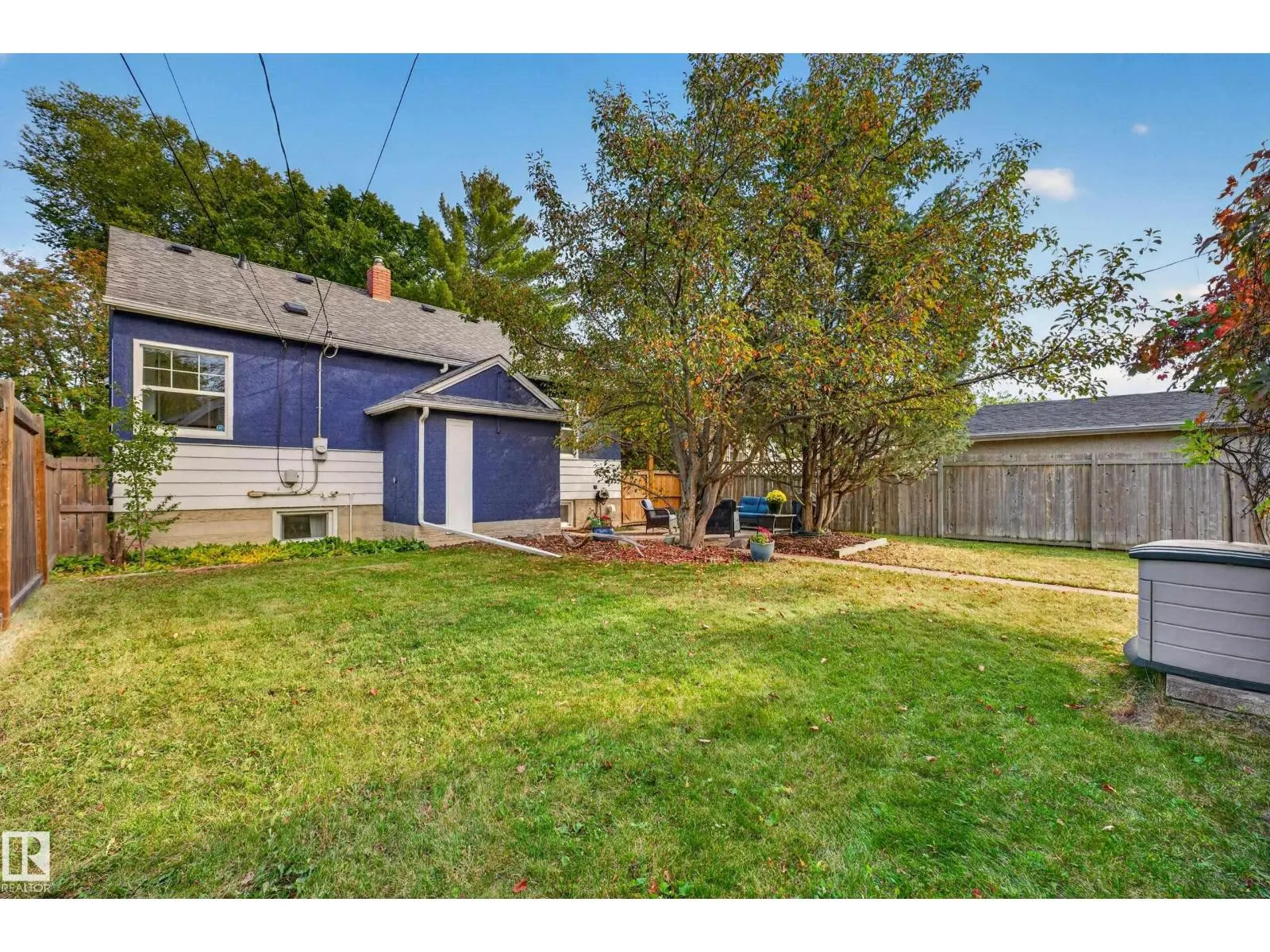 11346 69 ST NW