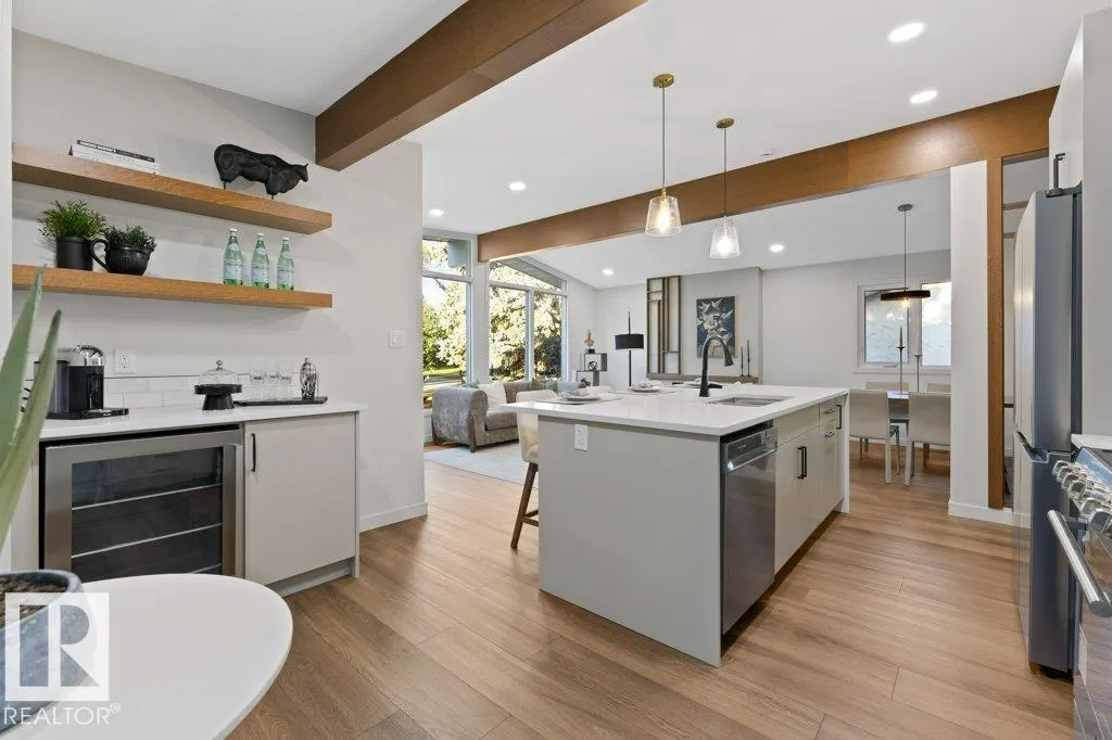 102 GOODRIDGE DR