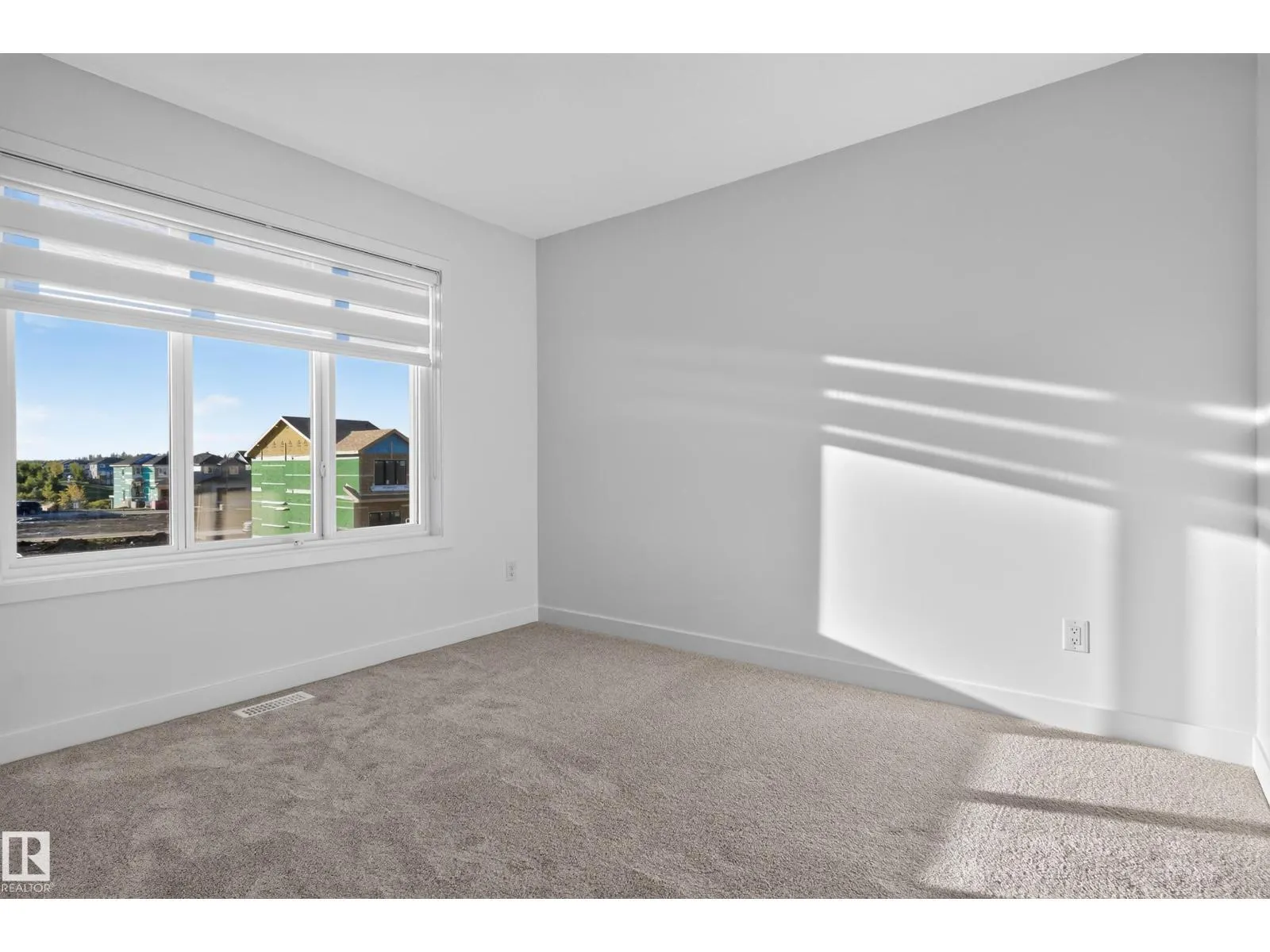 2 Parker LN