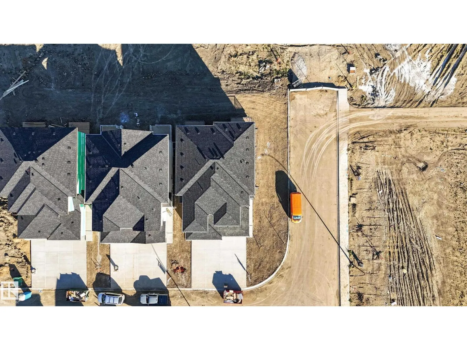 2 Parker LN