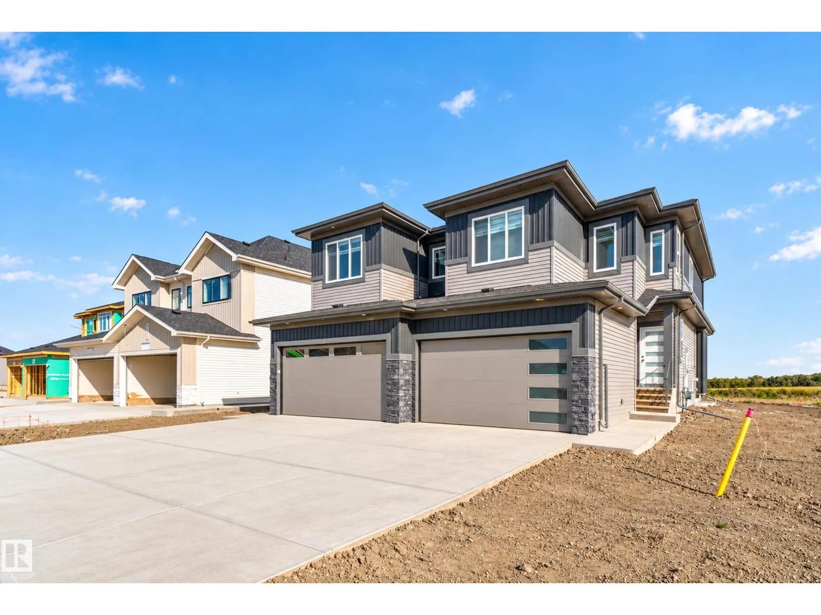 2 Parker LN