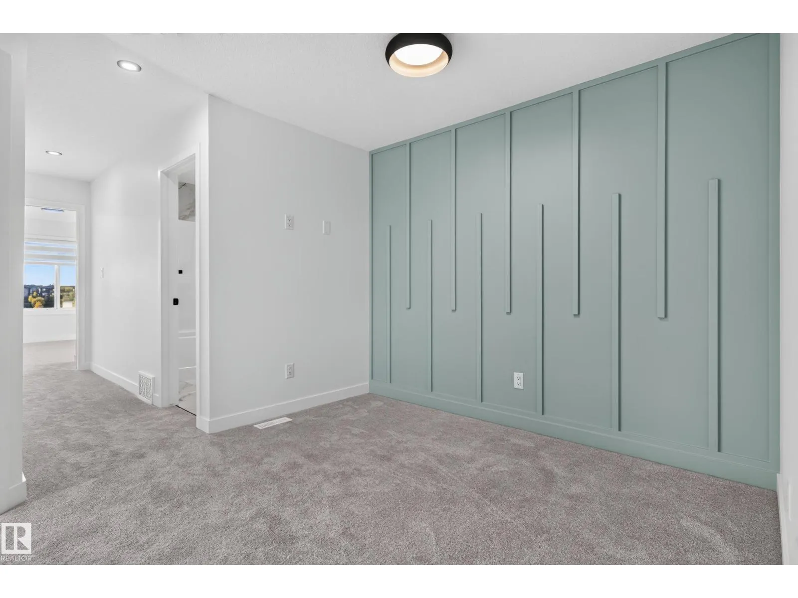 2 Parker LN