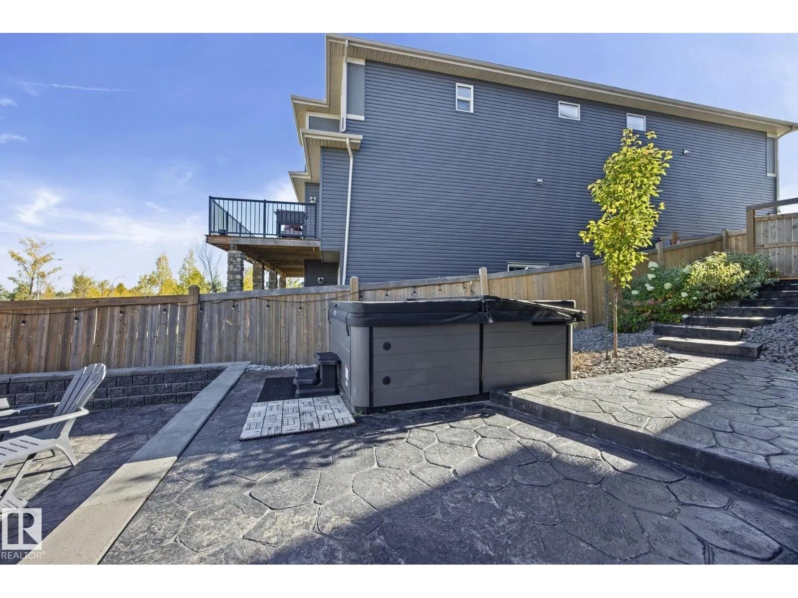 78 AINSLEY WY