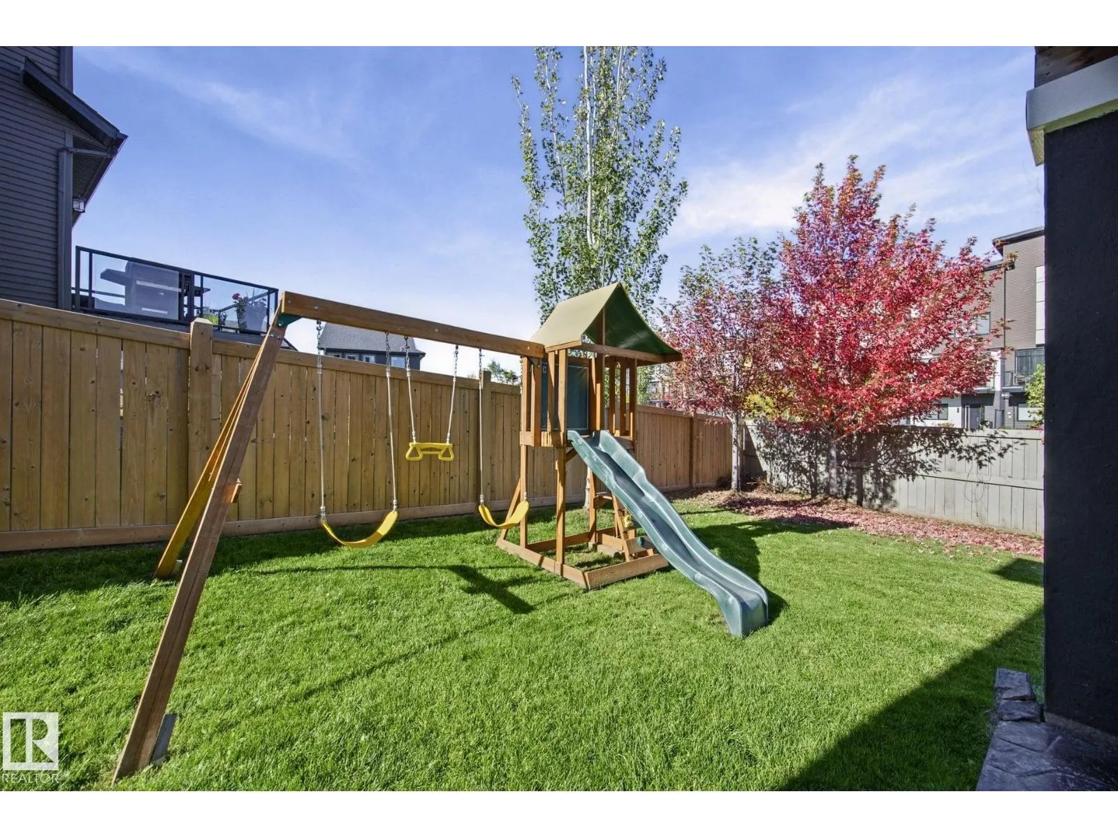 78 AINSLEY WY