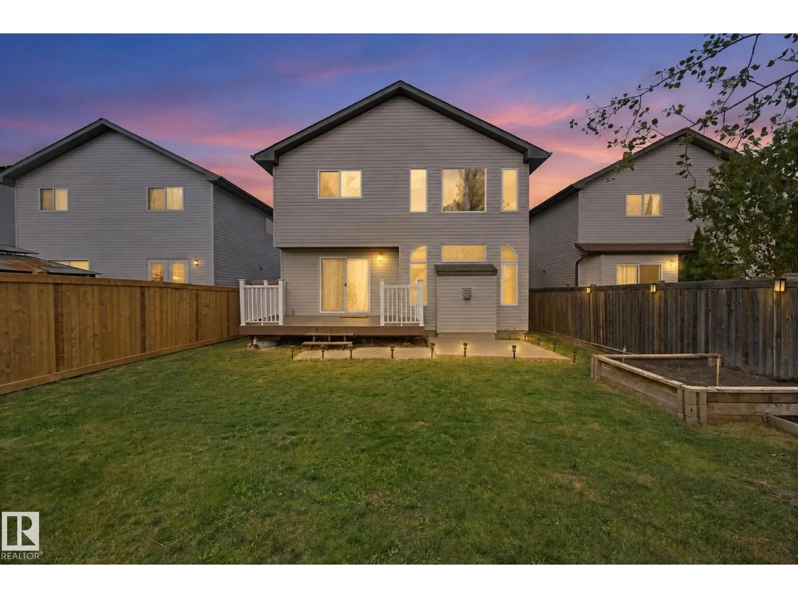 628 FOXTAIL LN