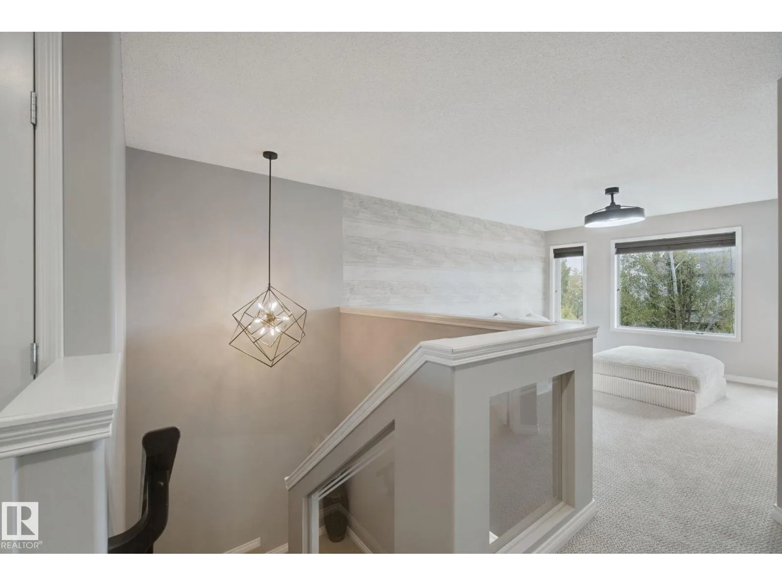 628 FOXTAIL LN