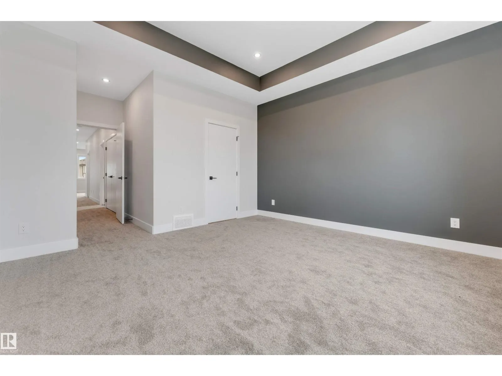 329 BALSAM LI
