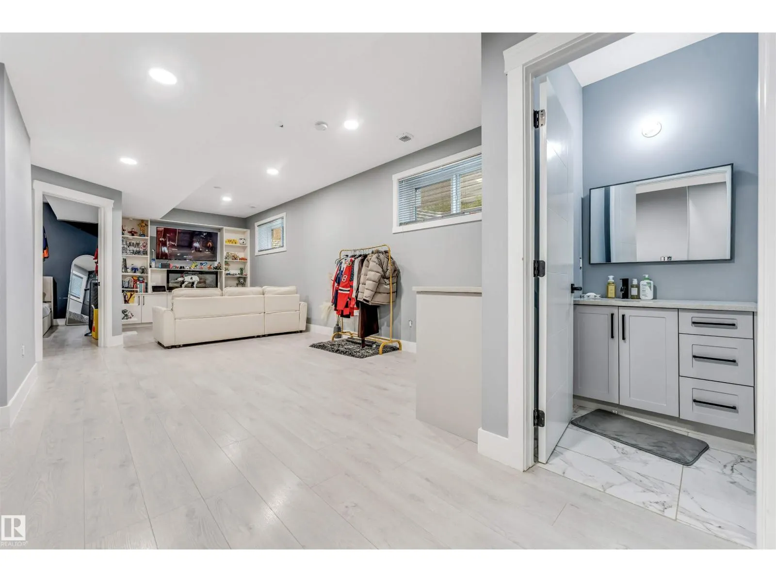 4712 35 ST