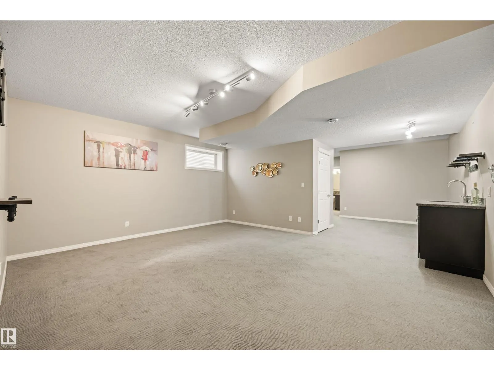 2422 WARRY PL SW