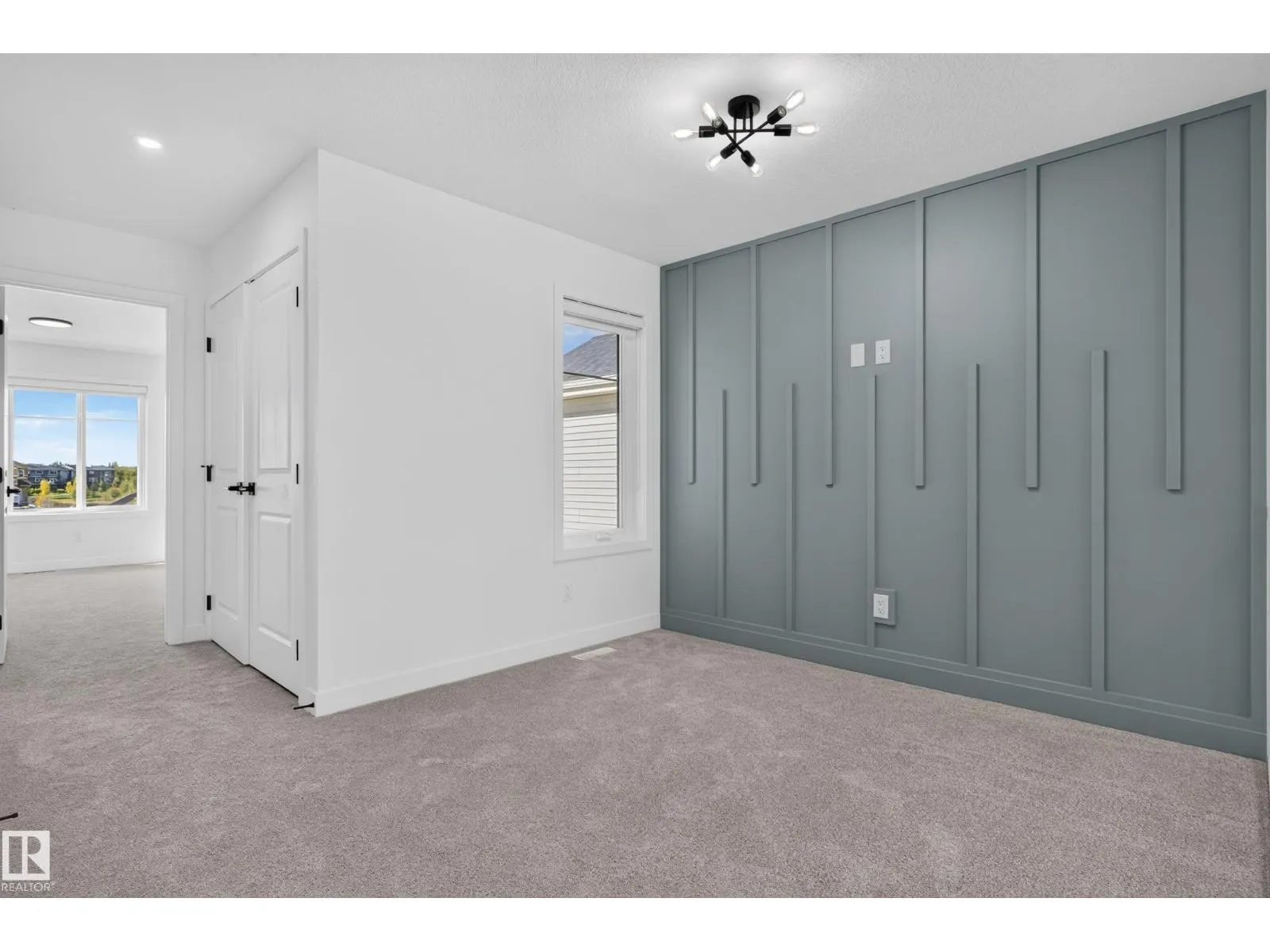 4 parker LN