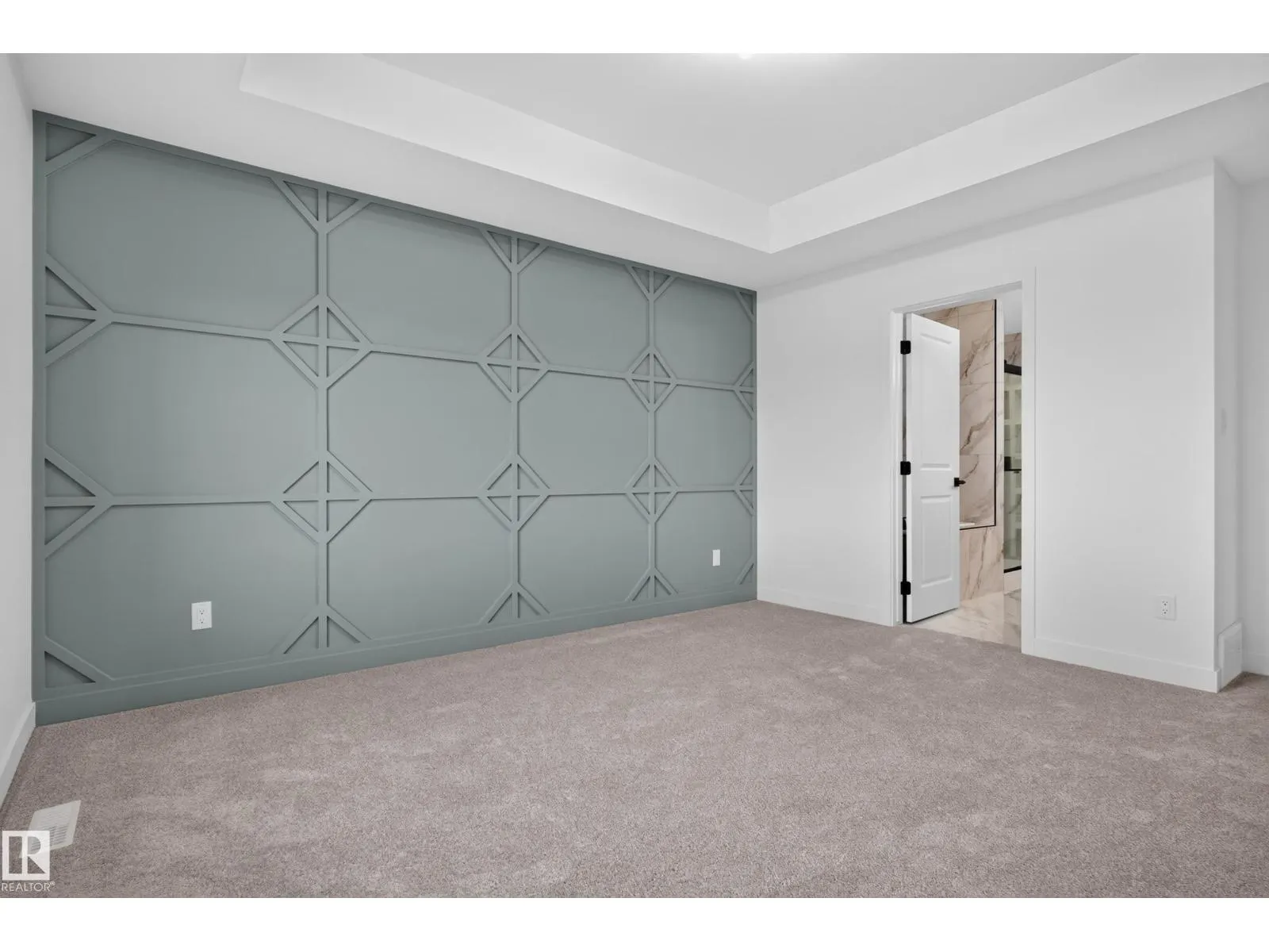 4 parker LN