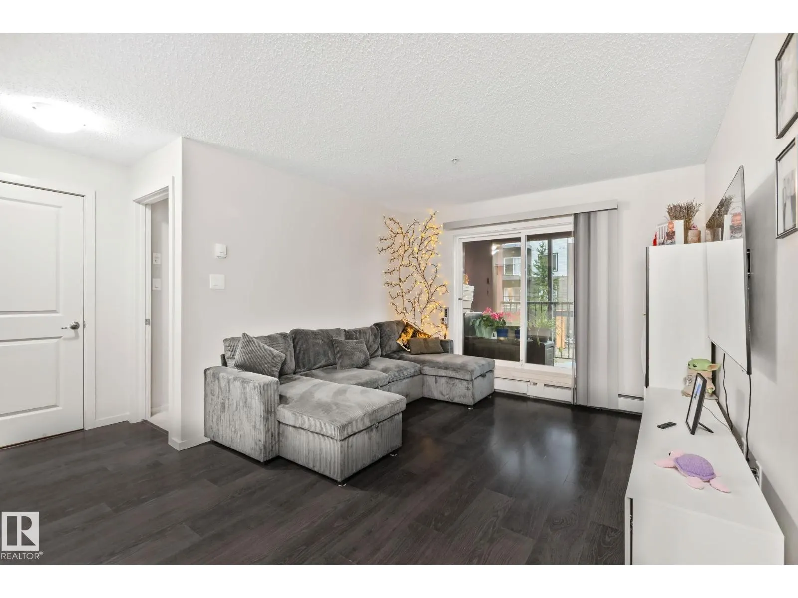 #226 344 WINDERMERE RD NW