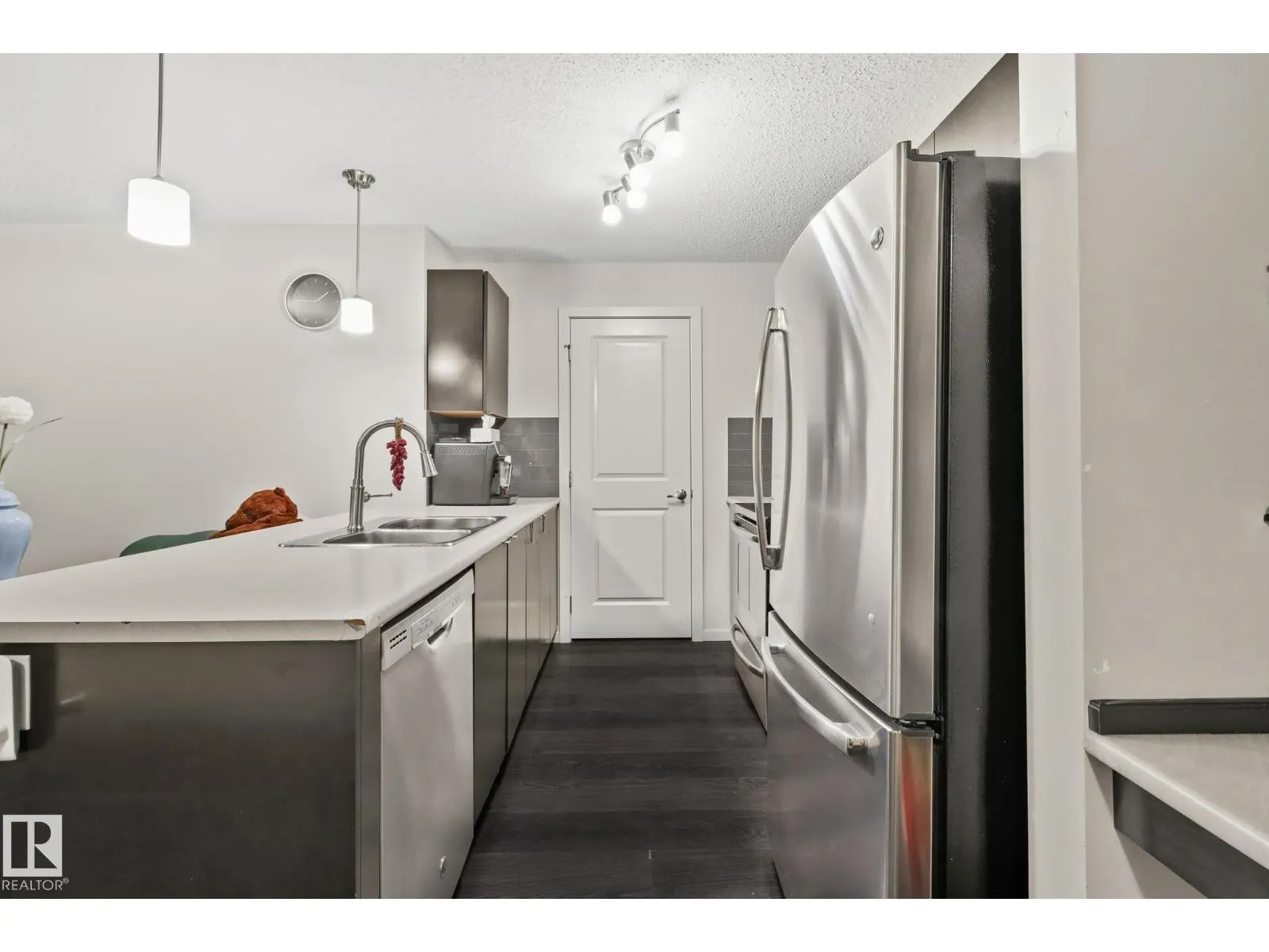 #226 344 WINDERMERE RD NW