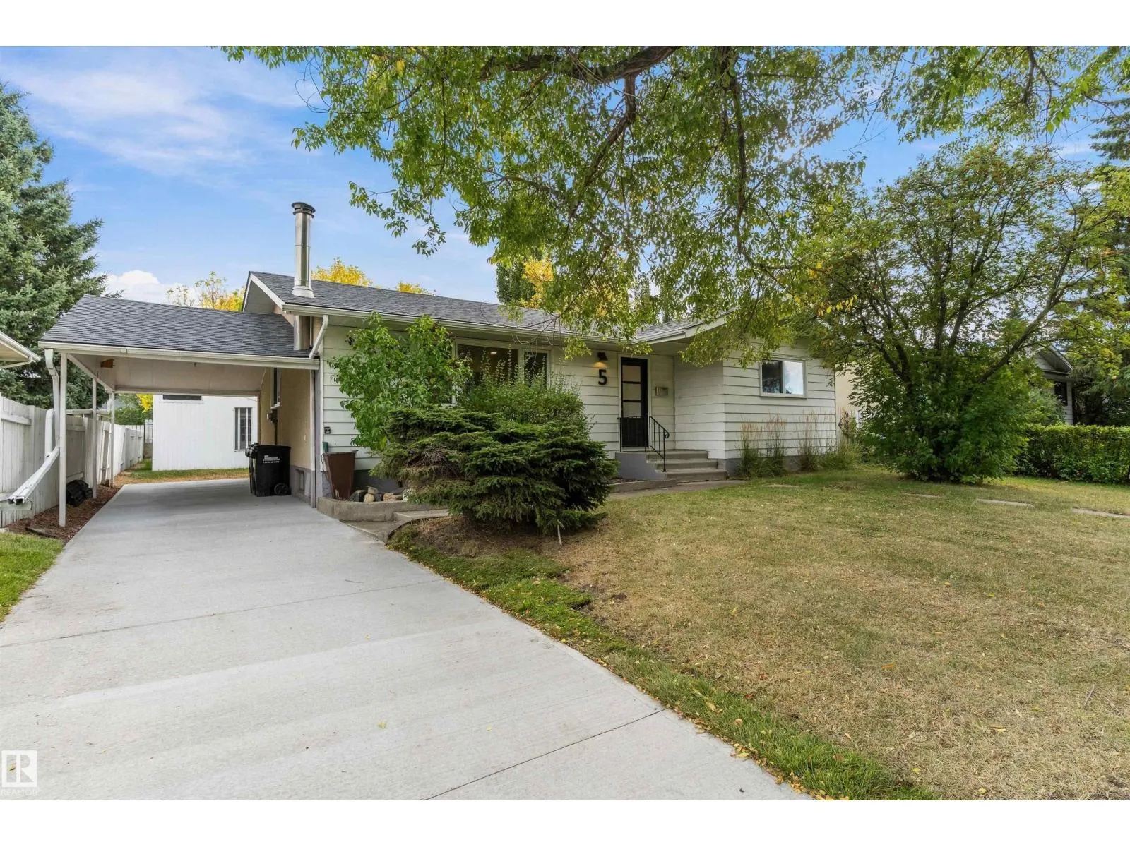 5 GLENBROOK BV