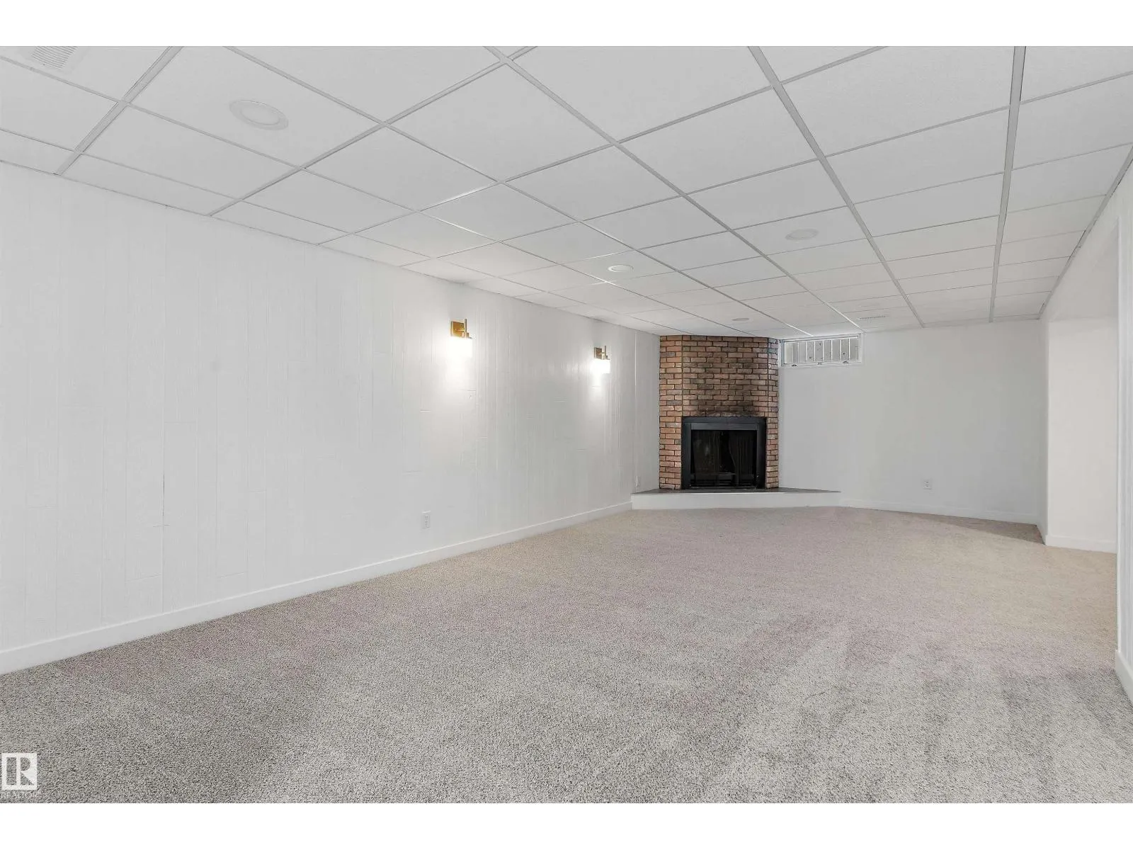5 GLENBROOK BV