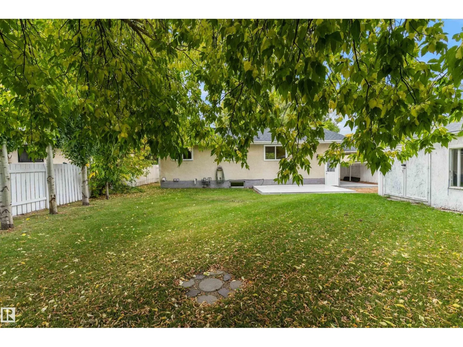 5 GLENBROOK BV
