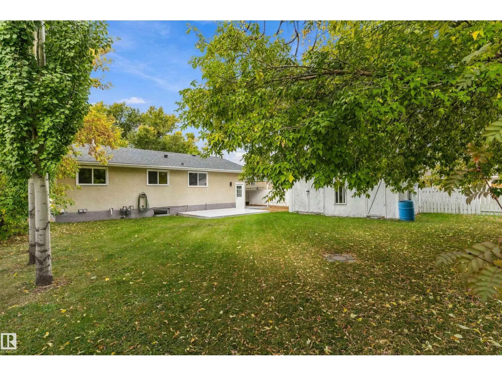 5 GLENBROOK BV