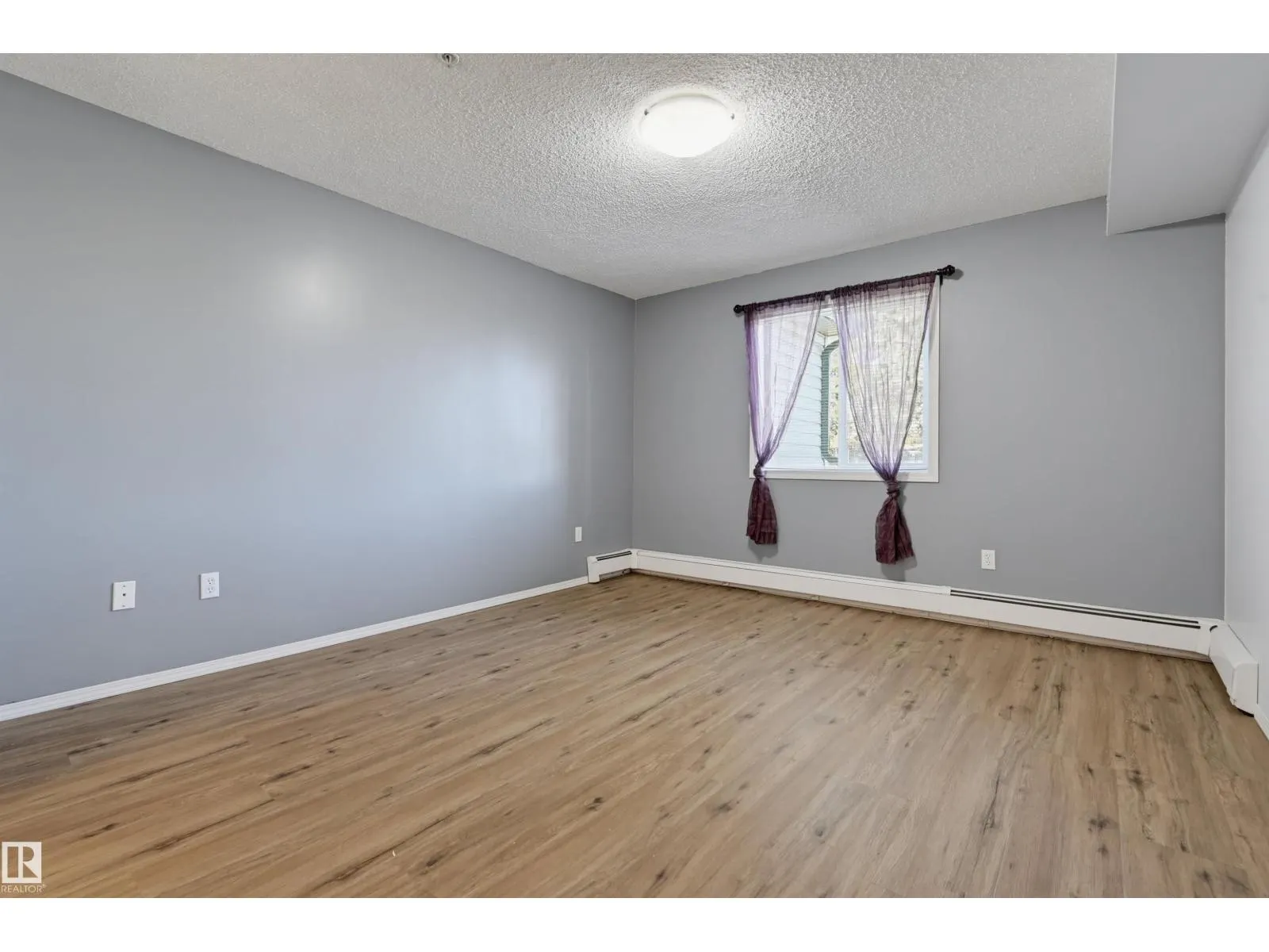 #107 13635 34 ST NW