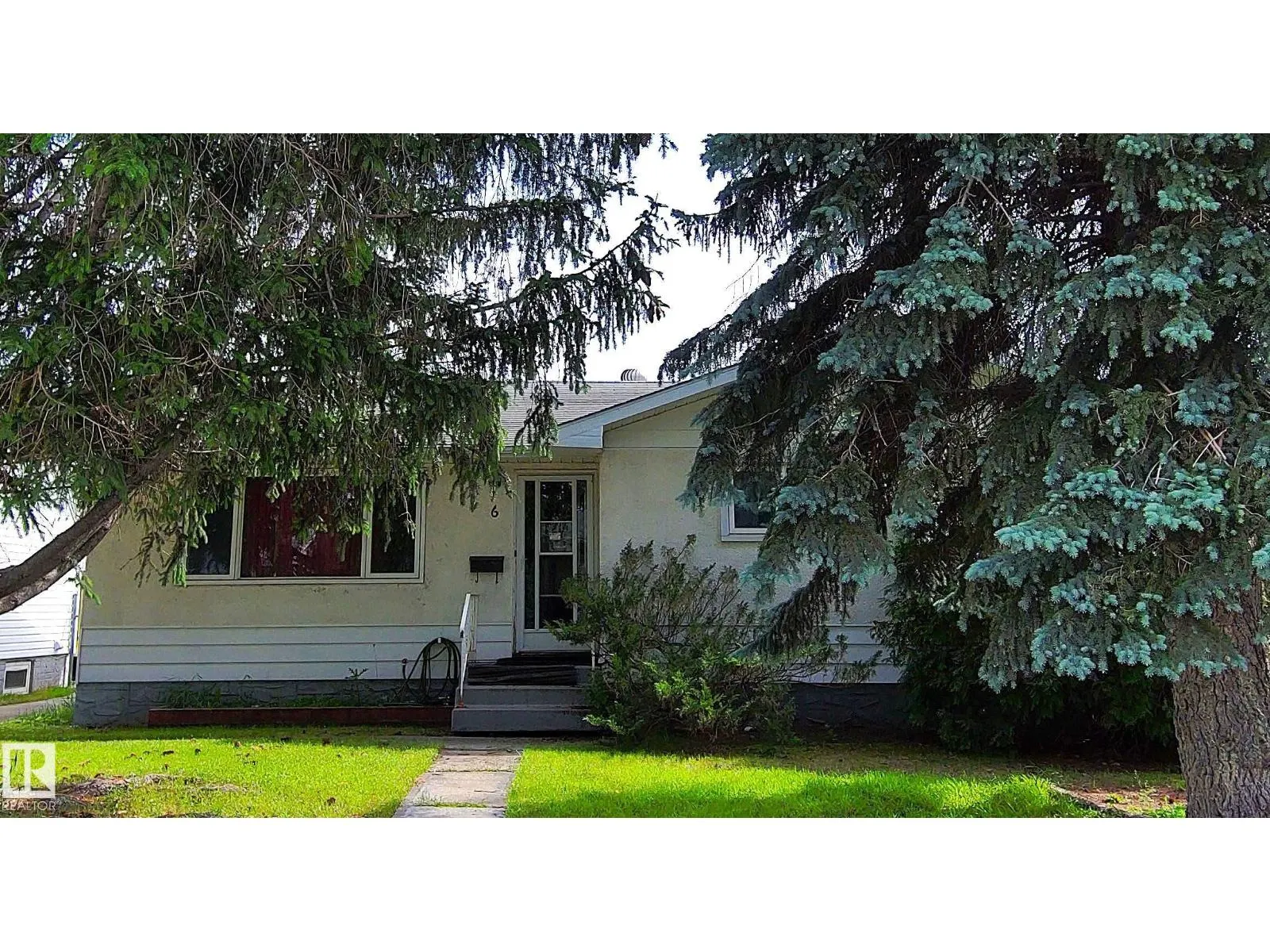 6 BEVERLY AV